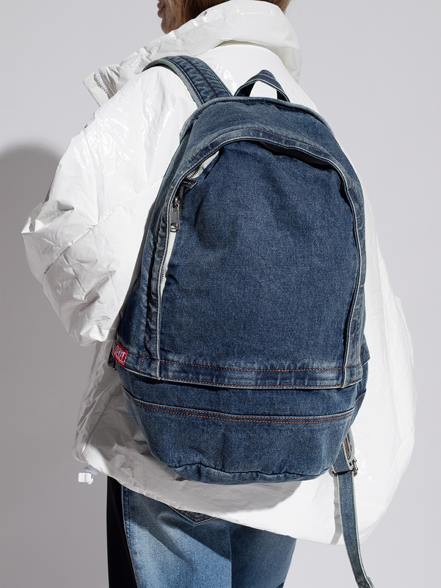 denim_backpack2
